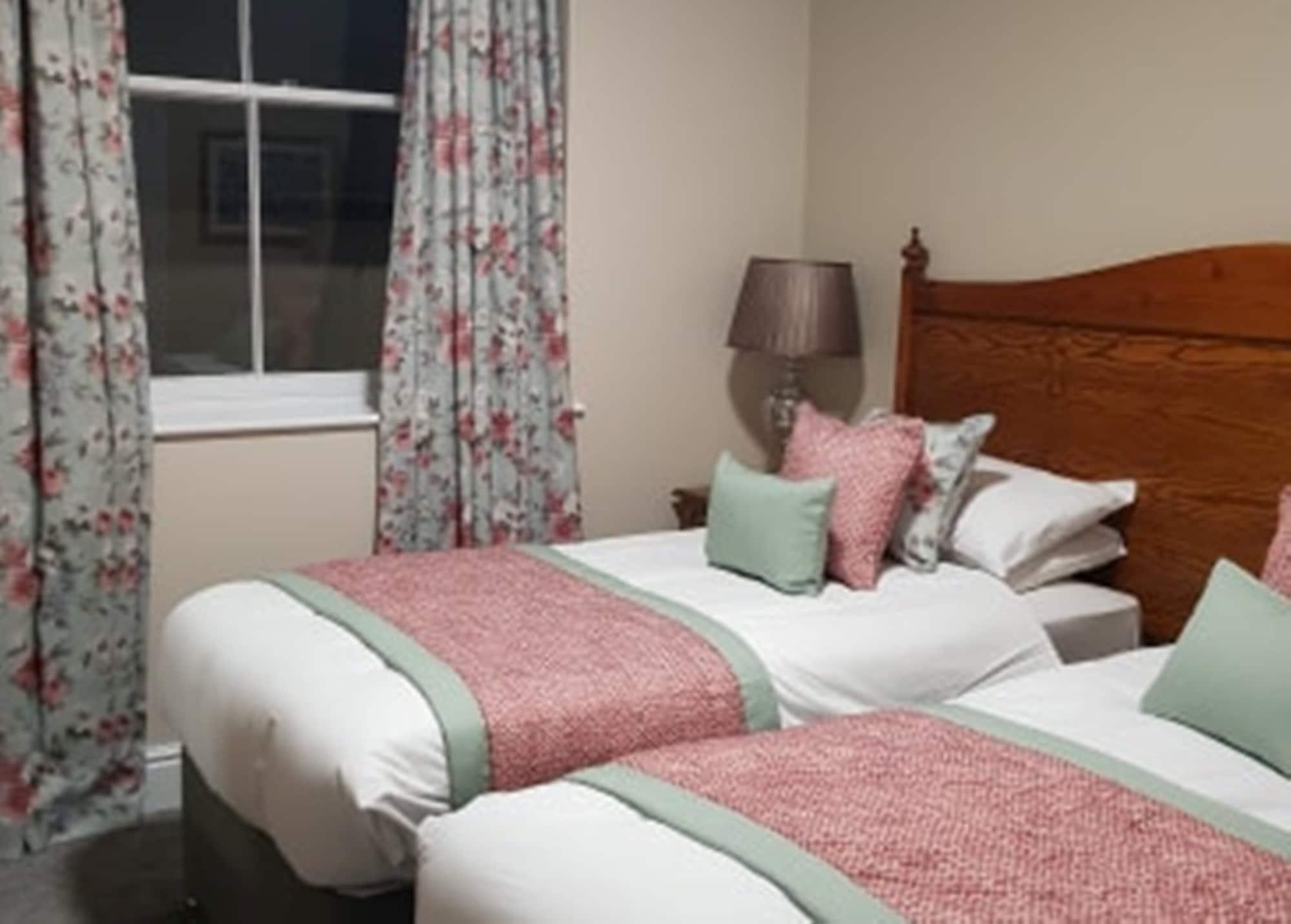 The Atherstone Red Lion Hotel Buitenkant foto