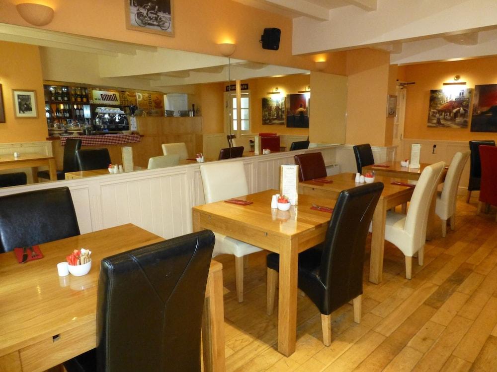 The Atherstone Red Lion Hotel Buitenkant foto