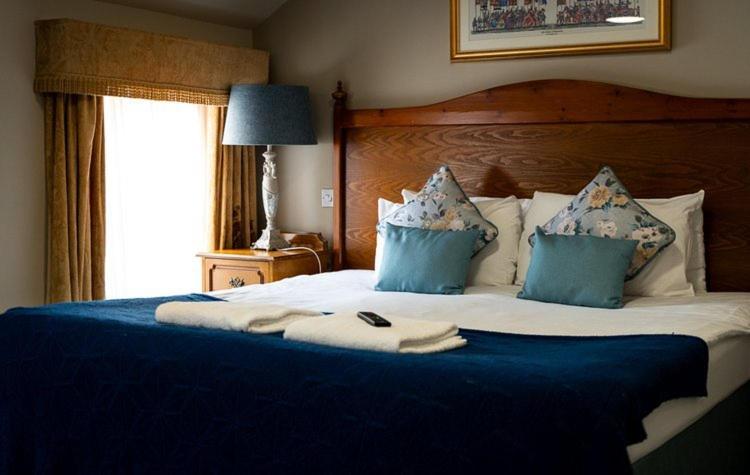 The Atherstone Red Lion Hotel Buitenkant foto