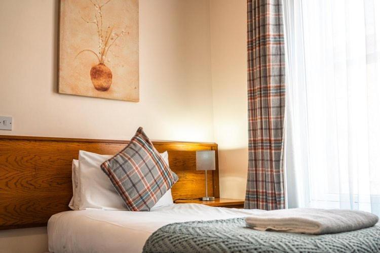 The Atherstone Red Lion Hotel Buitenkant foto