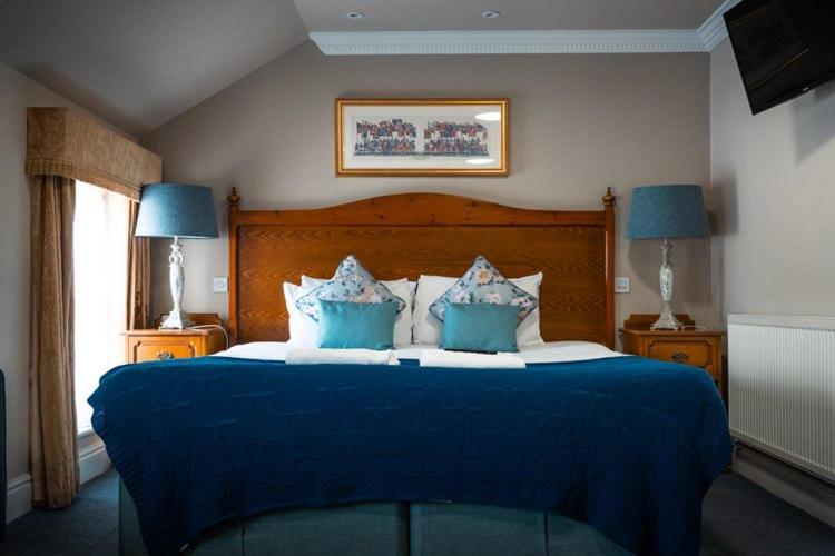 The Atherstone Red Lion Hotel Buitenkant foto
